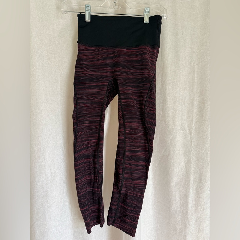 Lululemon Women’s Capri Leggings Size 2